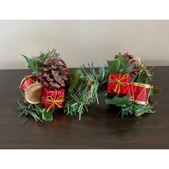 Christmas Pin Winter Greens Drum Pinecone Set Of Two Unisex Men Womens - Picture 1 of 3